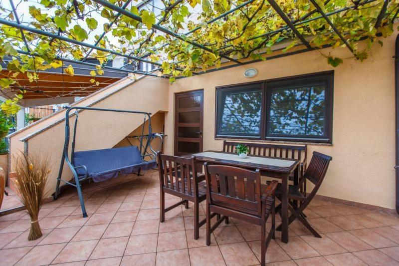 Apartmani Gilda Vrsar Exterior foto